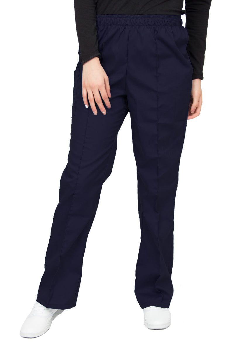 Pantalón clínico azul marino de corte recto, con una aforza al frente, una bolsa en el lado derecho con cierre de velcro, y cintura de elástico.