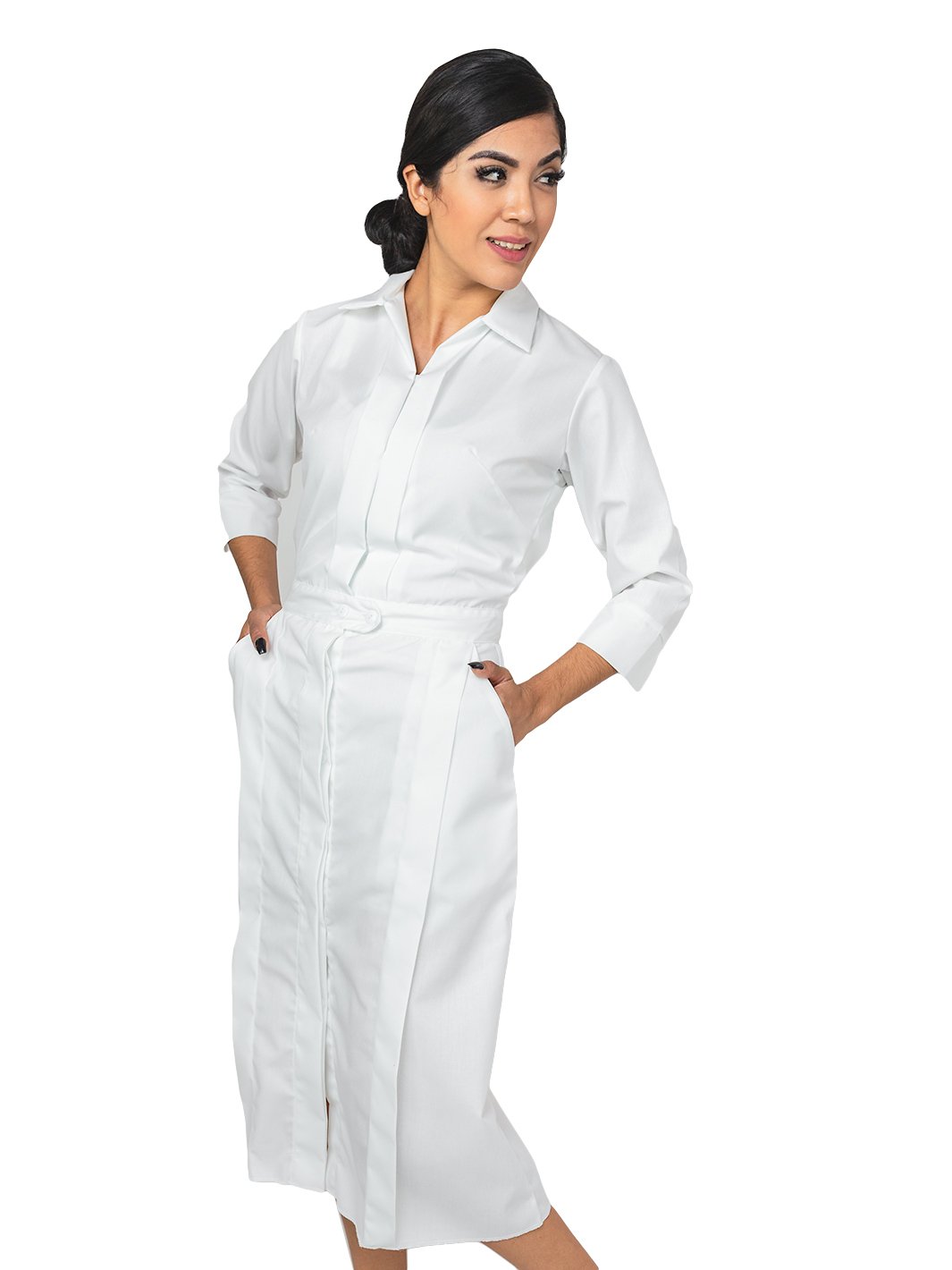 Mujer vistiendo vestido reglamentario para enfermera con bolsas y de manga larga